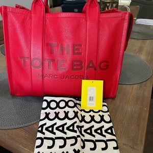 Marc Jacob’s LARGE Tote